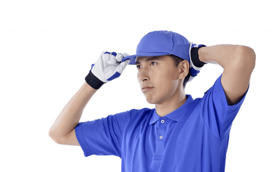 写真：引越し業者に依頼する。青い制服の引っ越し業者。